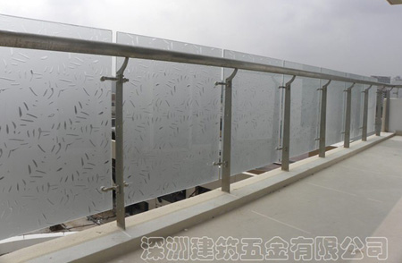 不锈钢护栏立柱在深圳市 豪生酒店的工程案例